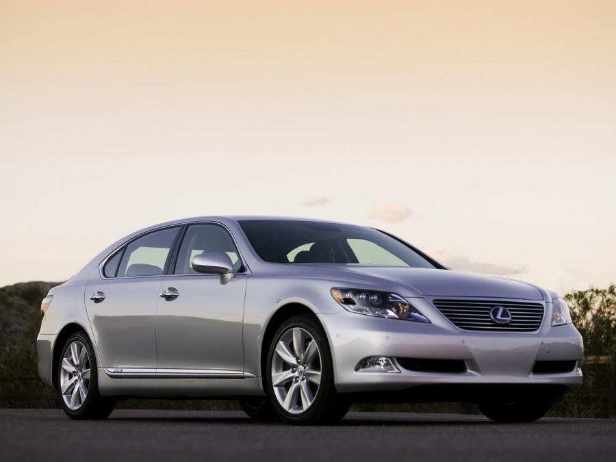  Lexus LS600h L 2007 года  (фото 220 из 224)